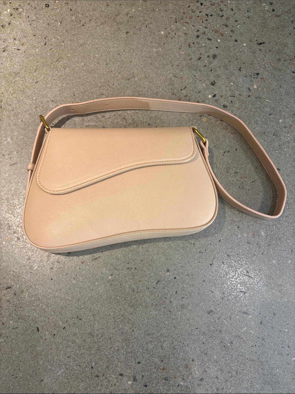 Antik Kraft Beige Shoulder Bag with Gold Hardware
